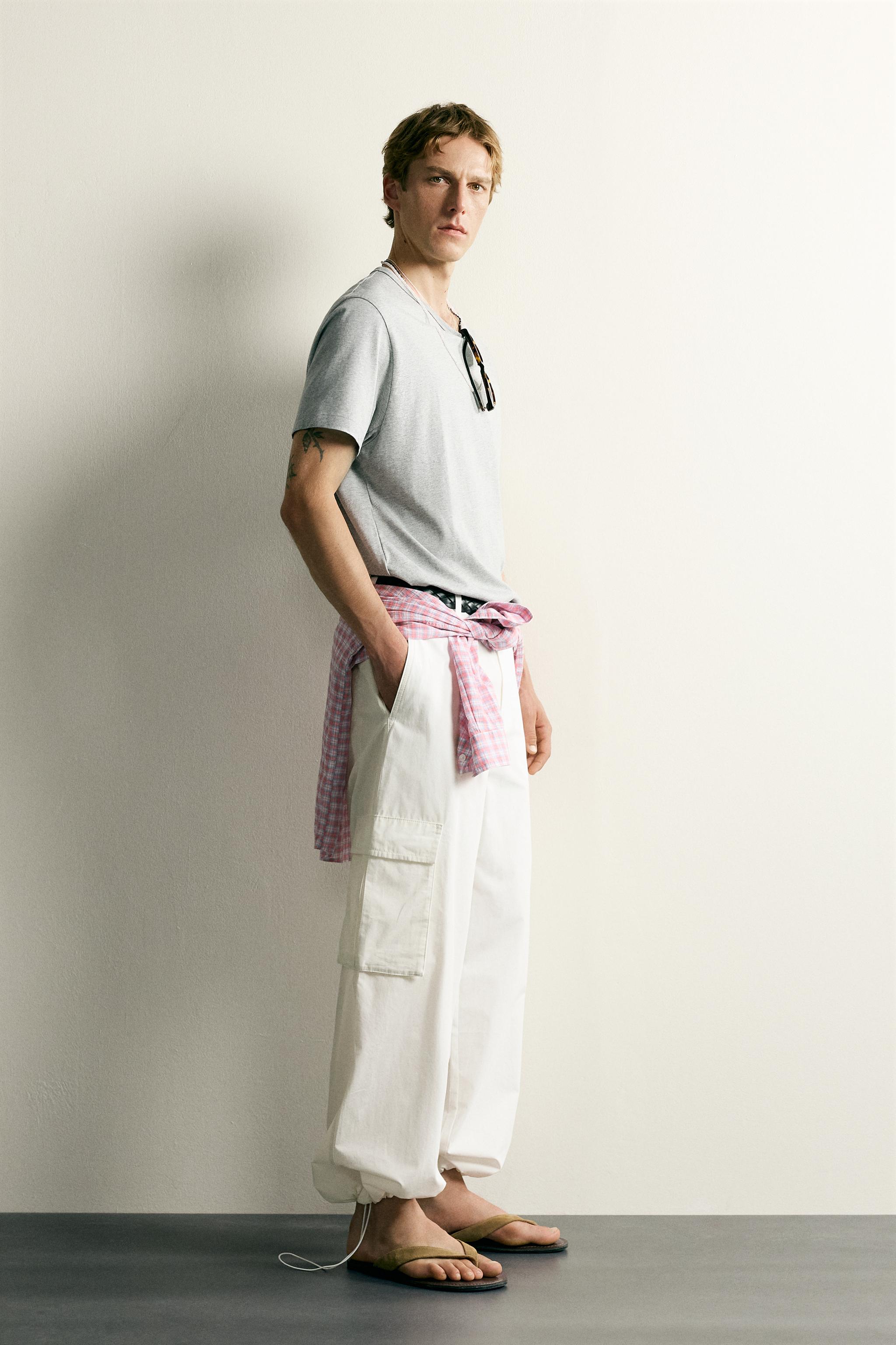 RELAXED FIT CARGO JOGGER PANTS